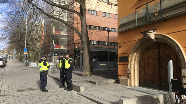 Häktningsförhandlingen inleds kl 10. Foto: Karolina Schützer Nelander / SVT