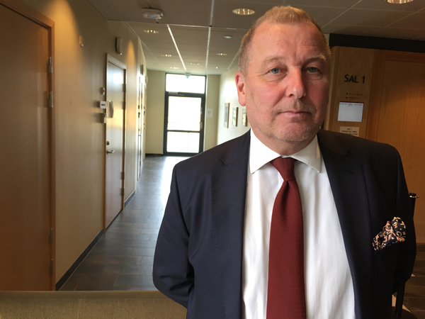 Advokat Anders Roy företräder offrets mamma och syster.