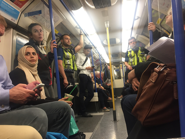 Poliser syns lite överallt denna vecka. Några är extrainsatta efter terrordådet i helgen, några är extrainsatta för valet och många är ordinarie.