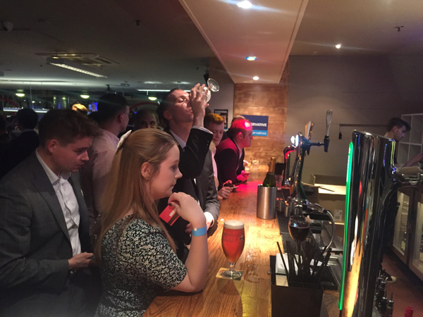 Många på valvakan som arrangeras av Conservative Progress har kampanjat länge och anser sig nu vara värda en drink eller flera i väntan på resultatet.