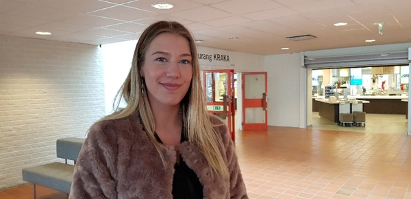 - Jag tycker straffen behöver bli strängare. Många uppger att de känner sig otrygga på stan och när man går hem själv, säger Alice Andersson.