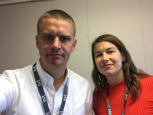 Tack för visat intresse, hälsar Erik Grönlund och Ylva Larsson som bevakat sluttampen av Almedalen.