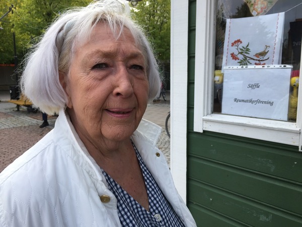 - Vi ska äta mer svenskt! Mer närproducerat och vi borde kunna producera mer mat i Sverige än vad vi gör i dag, säger Lillie Karlsson (S) som är Säfflebo och andre vice ordförande i socialnämnden i kommunen.