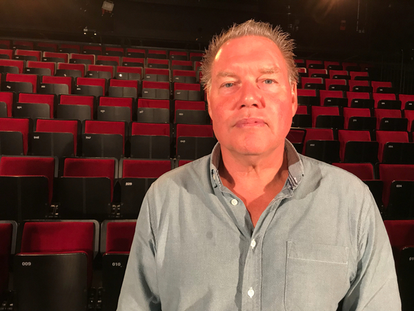 Thomas Johansson (S), vice ordförande i byggnadsnämnden i Varberg, hoppas att han ska kunna ge bra svar på era frågor. Ställ dem här i chatten!