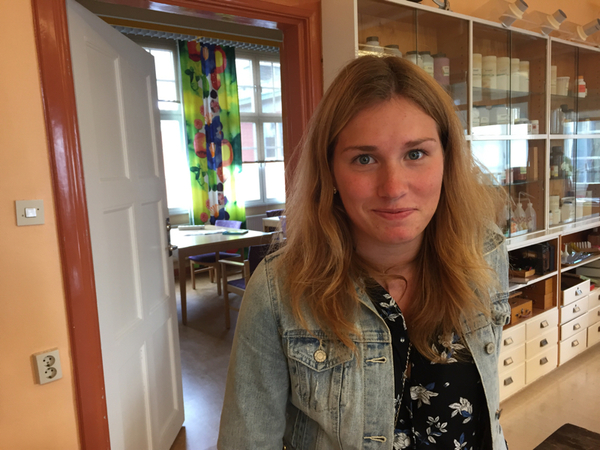 HAPARANDA. Evelina Lindmark, 22 år på Sverigefinska folkhögskolan. ”Jag har försökt läsa vad partierna står för både på internet och i valbroschyrer. Nu har jag bestämt mig.”
