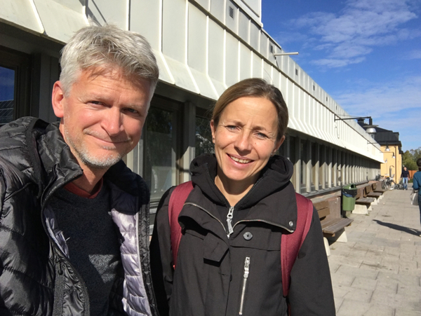 Vi är på plats utanför Östersunds sjukhus. / Björn B Schäfer och Alexandra Westerlund Karlsson, SVT Jämtland
