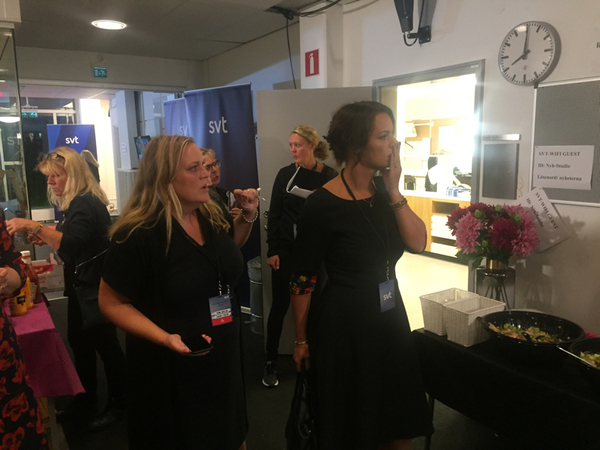 Socialdemokraten Veronica Palm såg chockad ut när ValU:n presenterades.