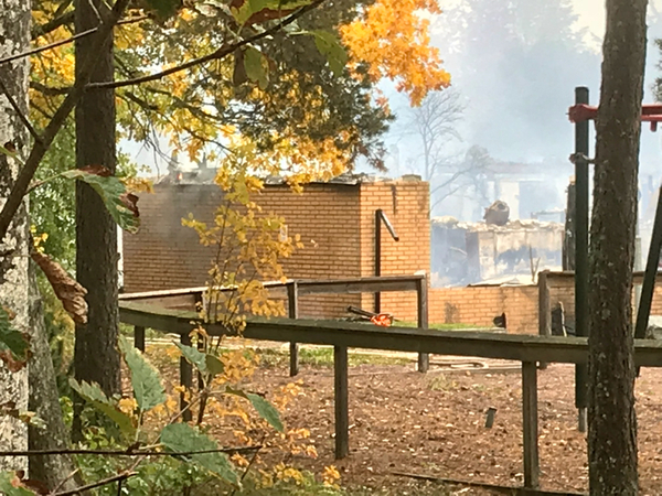 En av Gottsundaskolans tegelväggar.