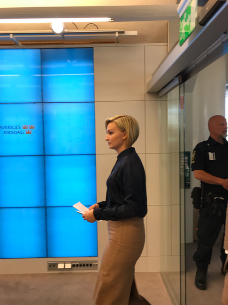 Ebba Busch Thor (KD) håller presskonferens nu.