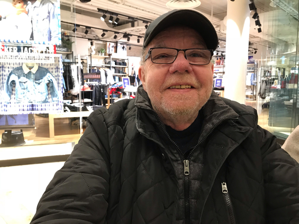 - För mig har det inte haft så stor betydelse men för den generation som växer upp nu är det det väldigt bra att det kommer fram saker och ting. Och att det tillexempel måste vara på lika villkor om man ska ha sex, det är jättebra, säger Bengt Hagström, Karlstad.