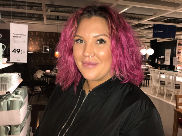 Veronica Oden 28 år, Ingelstad Växjö kommun
- Klimathotet är underskattat absolut.
Jag har alltid levt ganska klimatsmart och äter mycket veganskt och inte mycket kött. I så fall närproducerat.