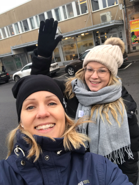Nu lämnar Linda och Jeanette strax Värnamo efter flera intressanta klimatdiskussioner.