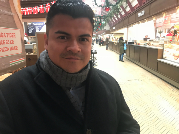 Alexander Olofsson, 32 år, Malmö:
- Jag sover inte dåligt om natten, men tänker såklart på det. Faktorer och rutiner ändras runt mig, och jag följer med men kommer inte på förändringarna själv. Vi kommer inte att märka av klimatförändringarna så mycket i vårt närområde, förutom att somrarna blir varmare och gräset brunt. Däremot kommer andra områden att drabbas hårdare, och det känns jättedåligt.