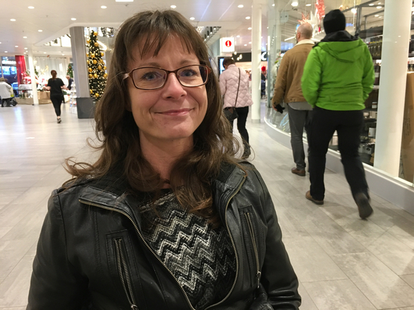 Cecilia Eliasson, 41 år från Sörberge:
- Jag handlar mer hållbart och konsumerar mindre. Jag slänger inga kläder utan lämnar allt till second hand.