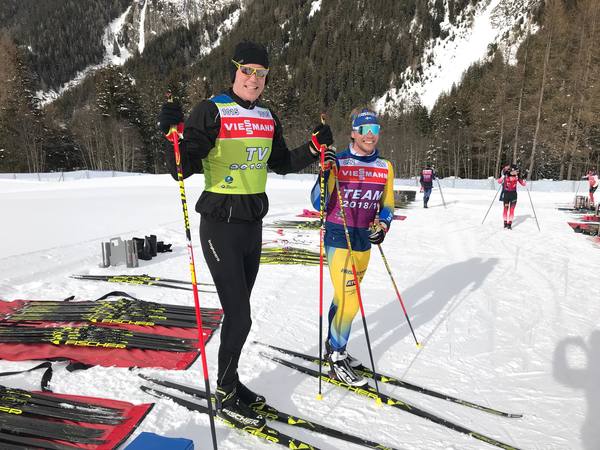 På grund av magsjuka fick Björn Ferry hoppa in och testa skidor för det svenska landslaget. Här är bildbevis!